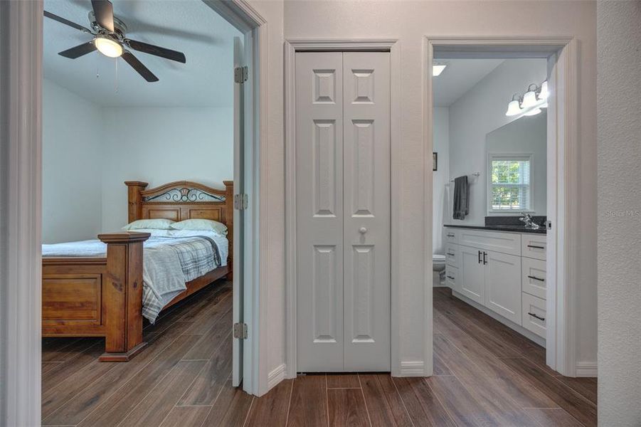 Furnished interior view inside a new home in , Deland (Image 19).