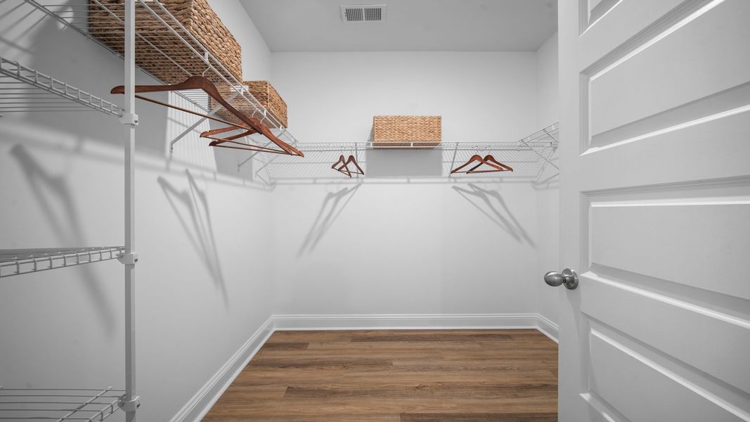 Spacious, unfurnished interior of a new home in The Lakes at North Glynn, Brunswick (Image 19).