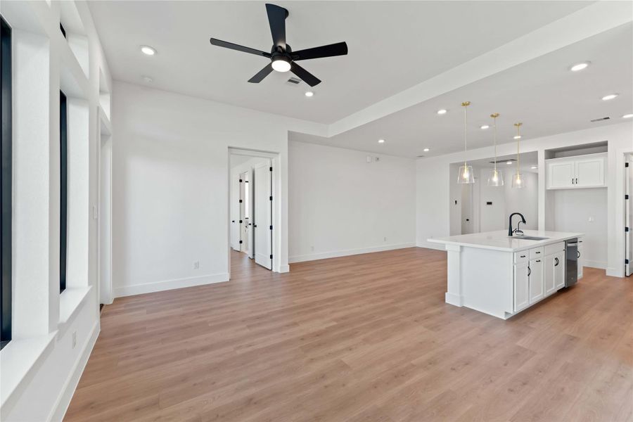 Spacious, unfurnished interior of a new home in Arabella on the Prairie, Richmond (Image 18).