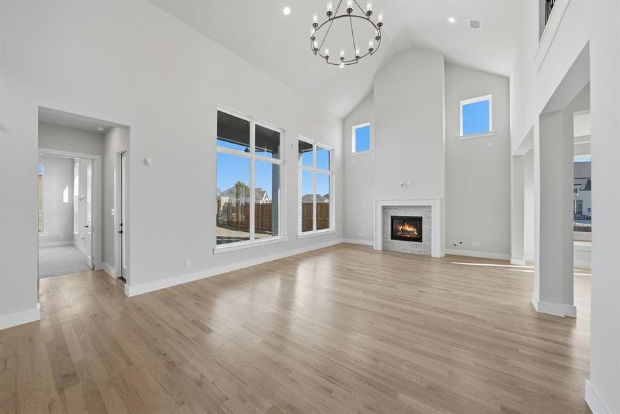 Spacious, unfurnished interior of a new home in Quail Hollow, Rockwall (Image 28).