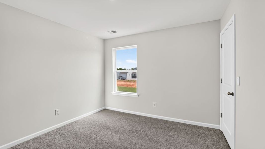 Spacious, unfurnished interior of a new home in Harper Ridge, Roebuck (Image 29).