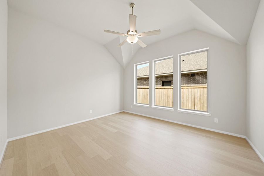 Spacious, unfurnished interior of a new home in Bridgeland 55', Cypress (Image 23). Spacious, unfurnished interior of a new home in Bridgeland 55', Cypress (Image 23).