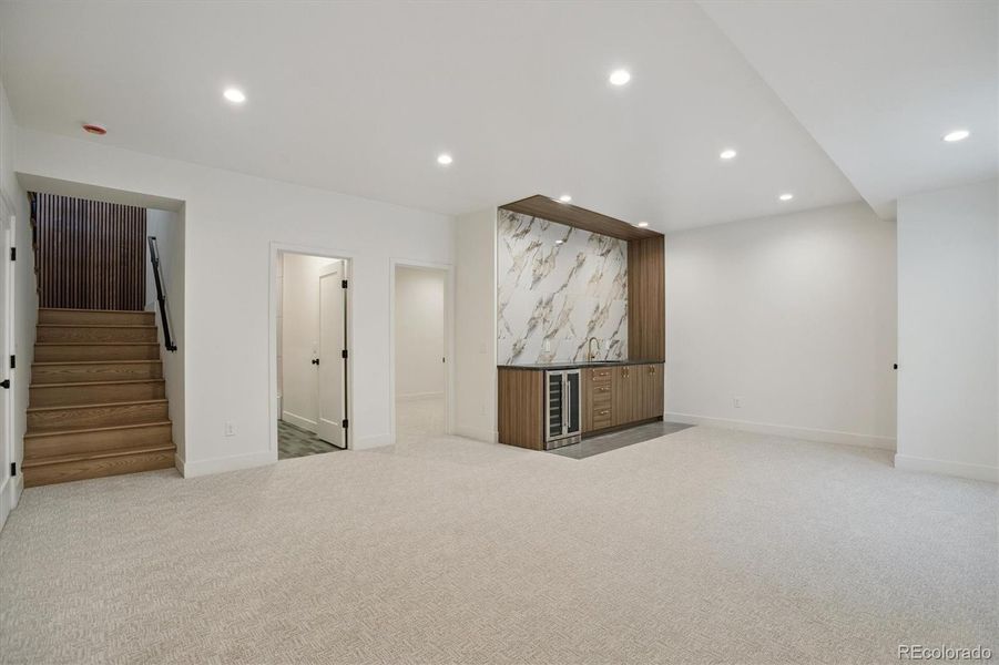 Spacious, unfurnished interior of a new home in , Denver (Image 26).