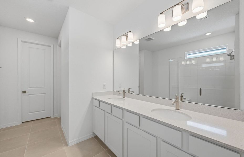 Furnished interior view inside a new home in Fiddler's Cove, Kingsland (Image 7).