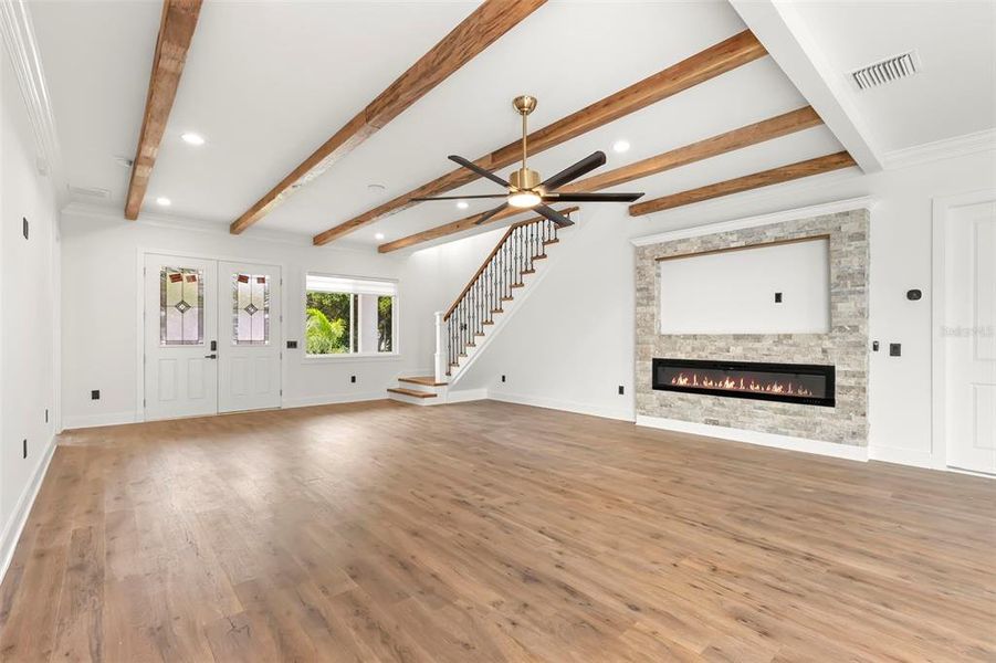 Spacious, unfurnished interior of a new home in , Safety Harbor (Image 38).