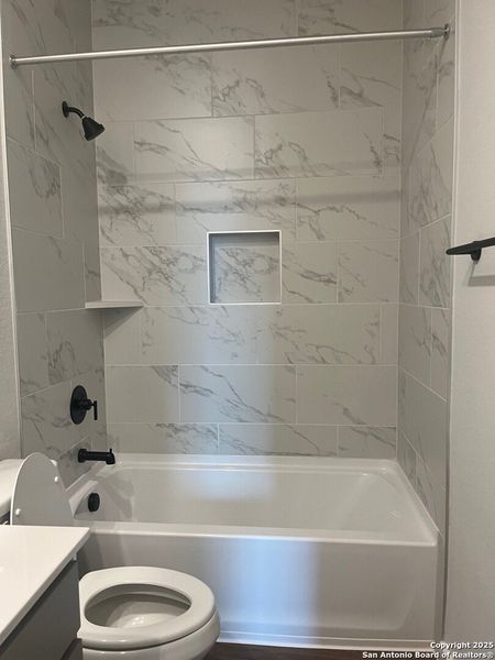 Furnished interior view inside a new home in Highland Ridge, New Braunfels (Image 5). Furnished interior view inside a new home in Highland Ridge, New Braunfels (Image 5).