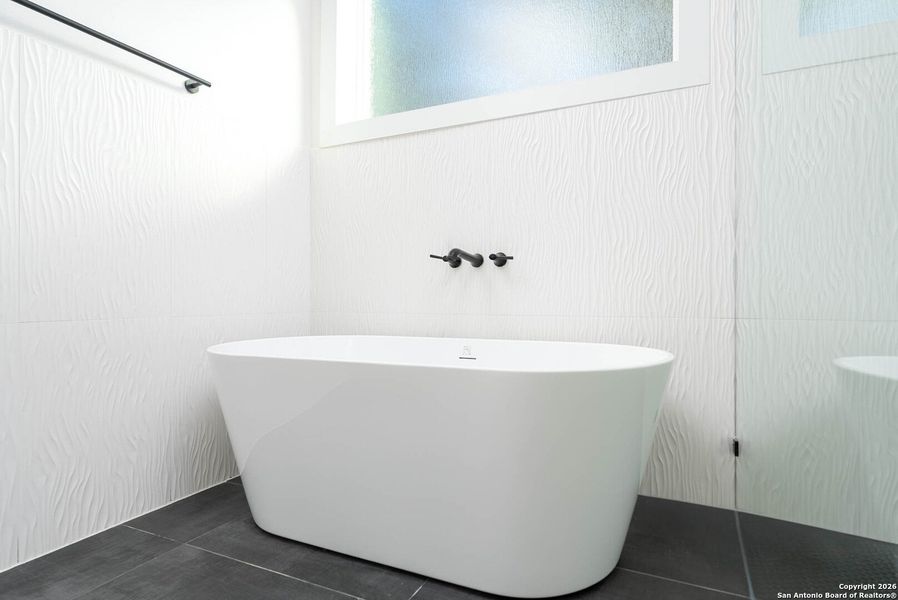 Close-up of interior finishes inside a home in , San Antonio (Image 15).