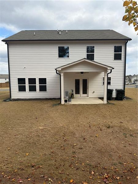 Exterior details and patio area of a home in , Acworth (Image 4).