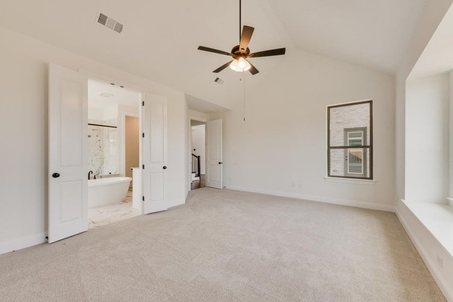 Spacious, unfurnished interior of a new home in Park Trails, Forney (Image 24). Spacious, unfurnished interior of a new home in Park Trails, Forney (Image 24).