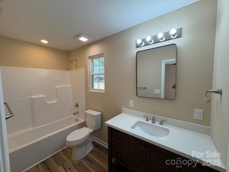 Furnished interior view inside a new home in , Shelby (Image 5).