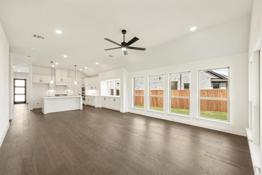 Spacious, unfurnished interior of a new home in Willow Wood Classic 50, McKinney (Image 29). Spacious, unfurnished interior of a new home in Willow Wood Classic 50, McKinney (Image 29).