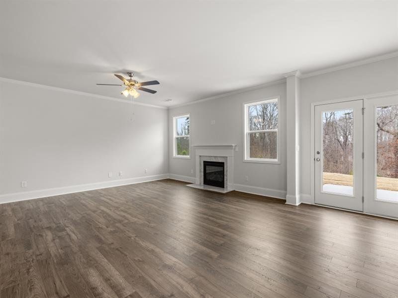 Spacious, unfurnished interior of a new home in Butner Estates, South Fulton (Image 35).