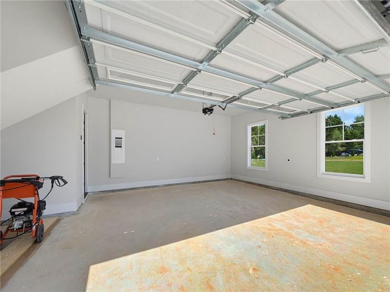 Spacious, unfurnished interior of a new home in , Gainesville (Image 40). Spacious, unfurnished interior of a new home in , Gainesville (Image 40).