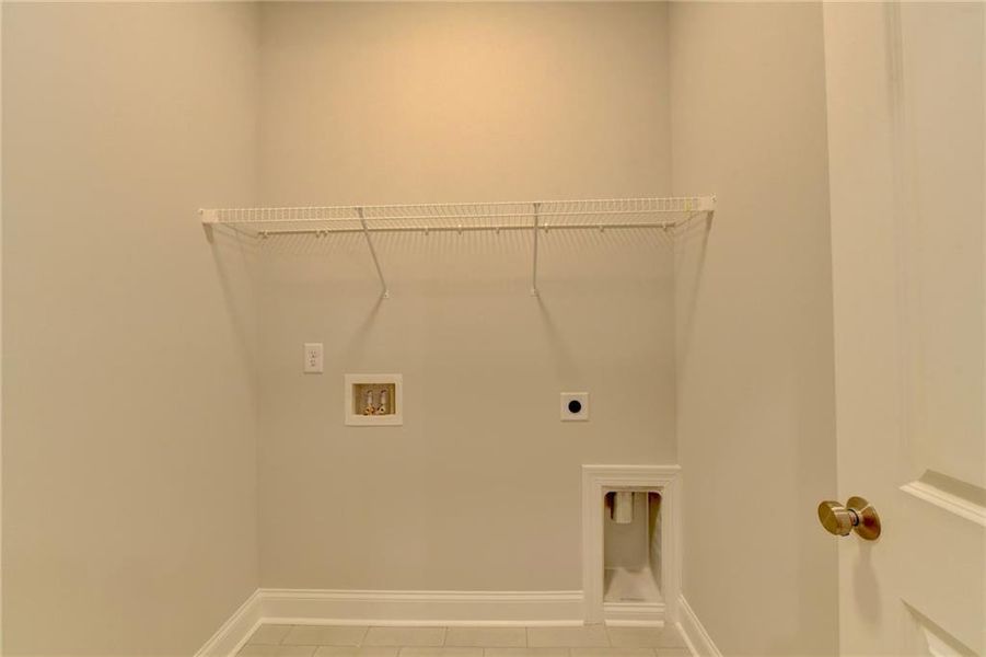 Spacious, unfurnished interior of a new home in , Buford (Image 68).