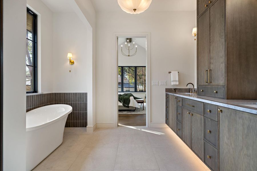 Furnished interior view inside a new home in , Austin (Image 30).