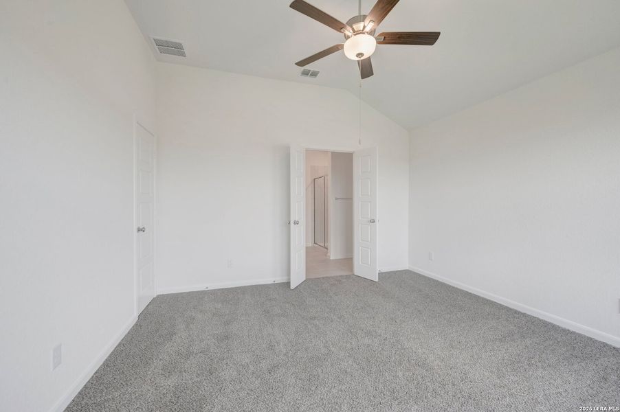 Spacious, unfurnished interior of a new home in Meadows at Clear Springs, New Braunfels (Image 37). Spacious, unfurnished interior of a new home in Meadows at Clear Springs, New Braunfels (Image 37).