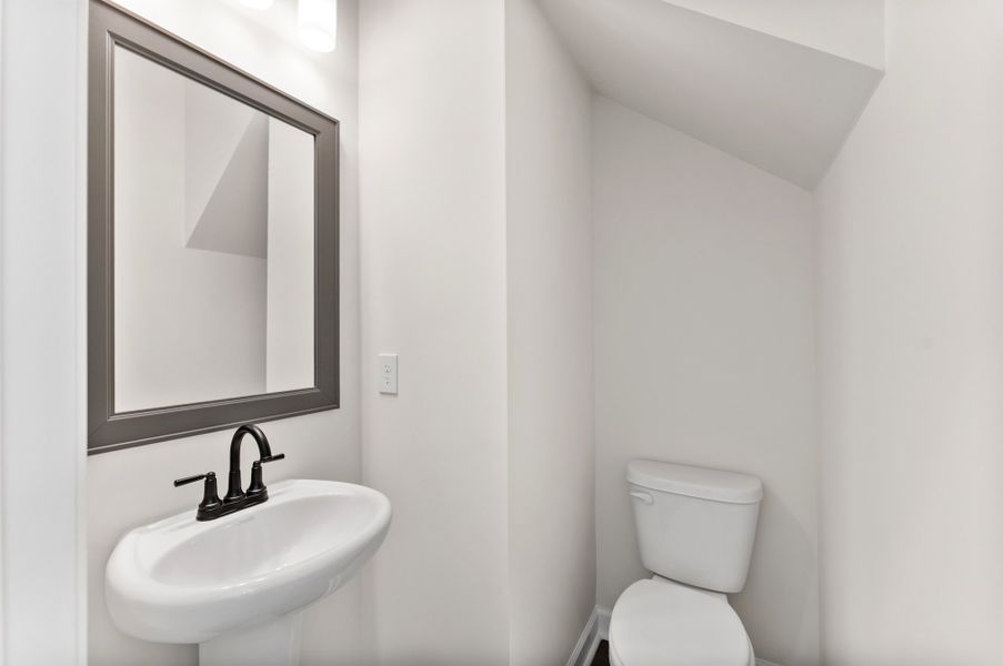 Furnished interior view inside a new home in Landmark Commons, Boiling Springs (Image 10).