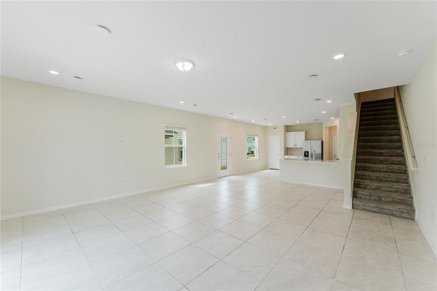 Spacious, unfurnished interior of a new home in Belle Haven, Davenport (Image 9).
