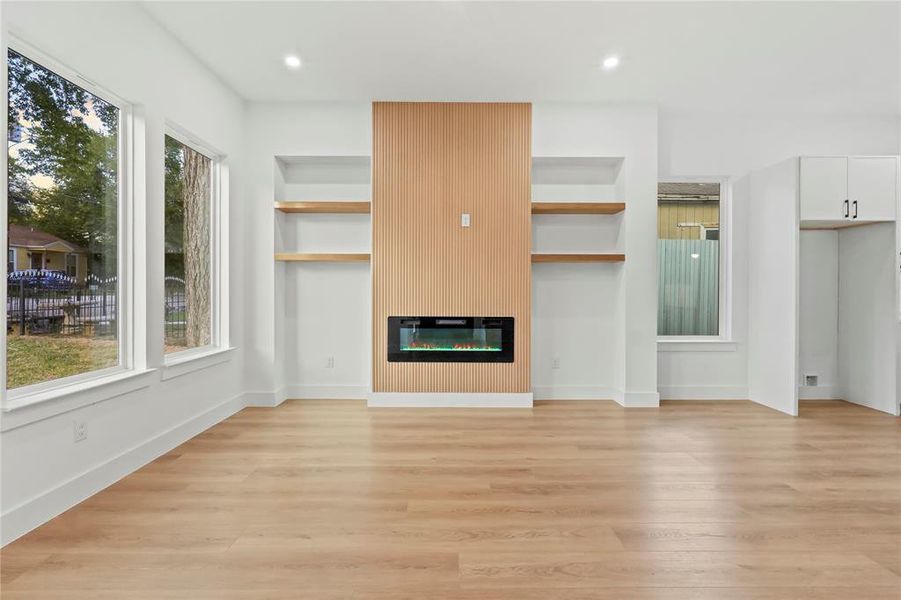 Spacious, unfurnished interior of a new home in , Dallas (Image 21). Spacious, unfurnished interior of a new home in , Dallas (Image 21).