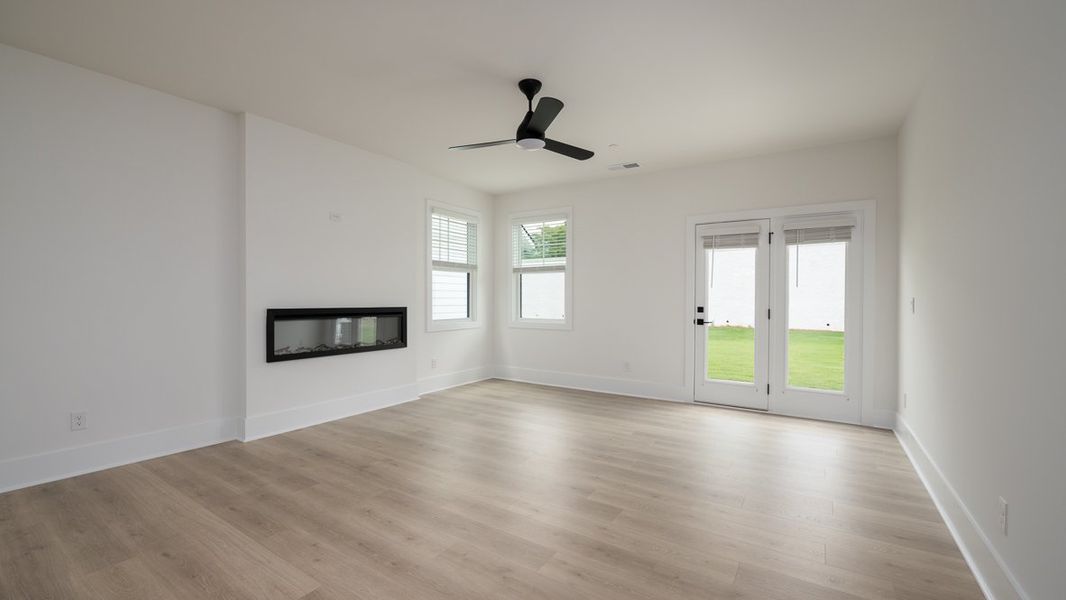 Representative unfurnished interior of a home built from the Harbor by D.R. Horton in The Village at Sandy Plains, Marietta (Image 13).