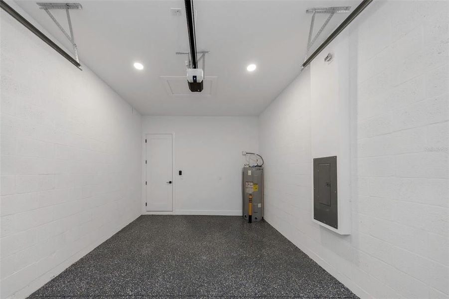 Spacious, unfurnished interior of a new home in , St. Petersburg (Image 16). Spacious, unfurnished interior of a new home in , St. Petersburg (Image 16).