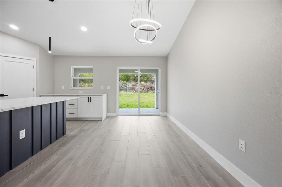 Spacious, unfurnished interior of a new home in , Citrus Springs (Image 26).