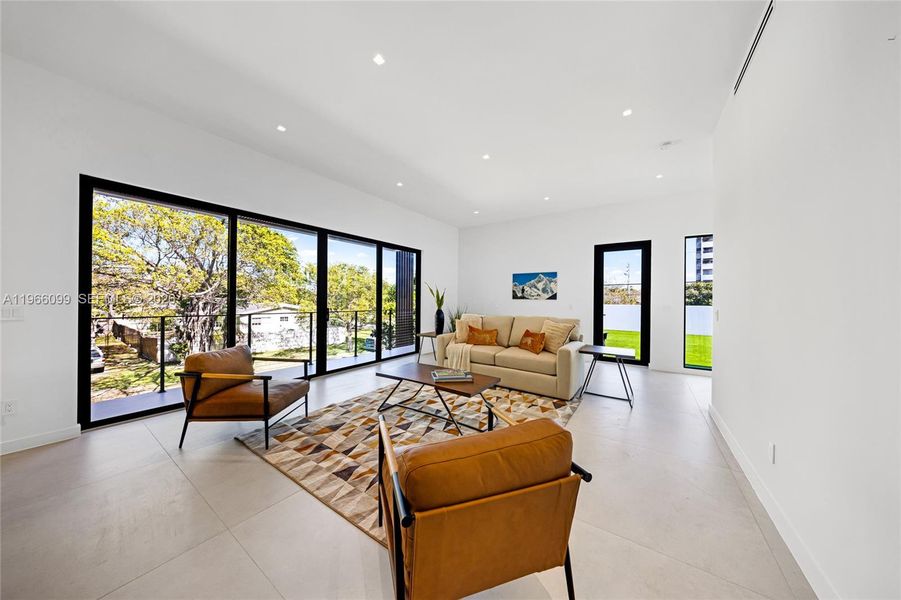 Image 81 of a home in .