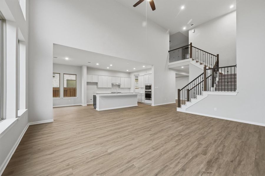 Spacious, unfurnished interior of a new home in Canterra Creek  60', Iowa Colony (Image 39).