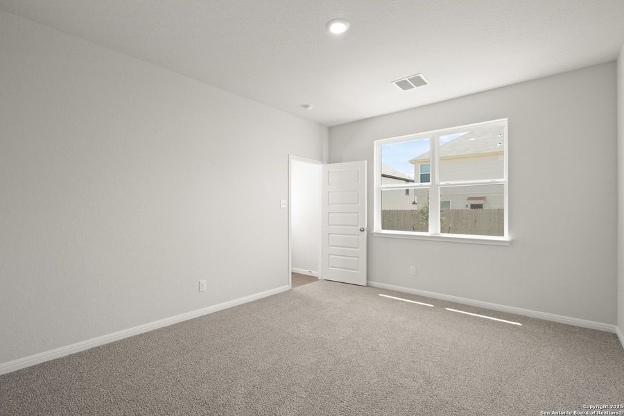 Spacious, unfurnished interior of a new home in Applewhite Meadows, San Antonio (Image 29). Spacious, unfurnished interior of a new home in Applewhite Meadows, San Antonio (Image 29).
