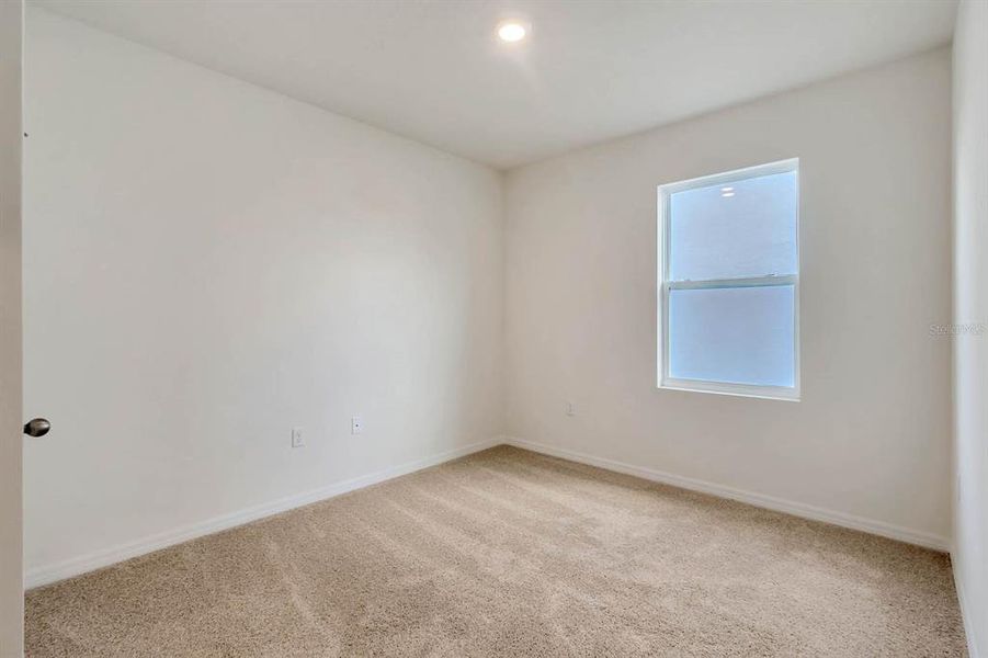 Spacious, unfurnished interior of a new home in Timberwalk, Mount Dora (Image 20).