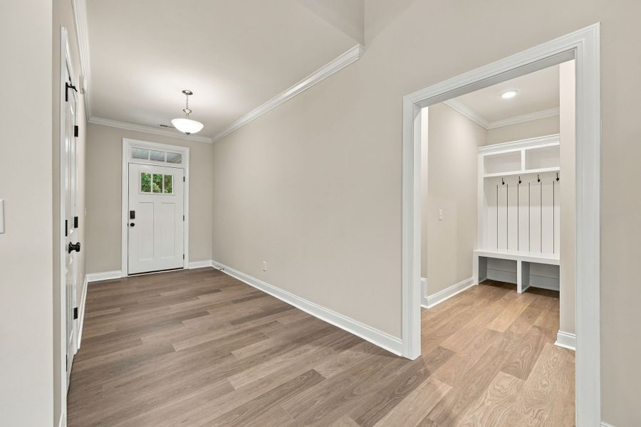 Spacious, unfurnished interior of a new home in Laurel Oaks, Greenville (Image 21).