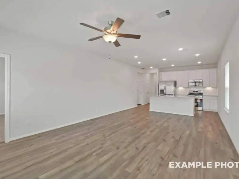 Spacious, unfurnished interior of a new home in Robins Landing, Houston (Image 12). Spacious, unfurnished interior of a new home in Robins Landing, Houston (Image 12).
