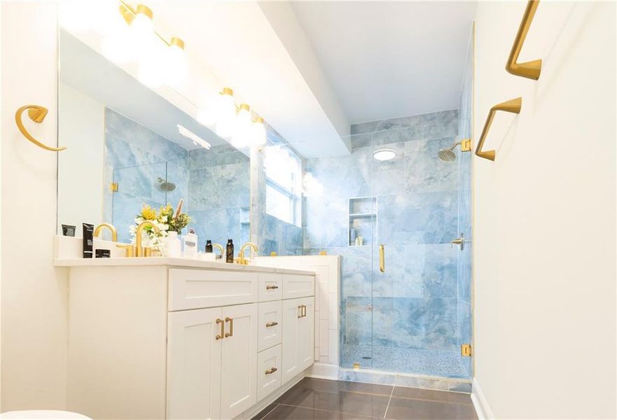 Furnished interior view inside a new home in , Atlanta (Image 6).