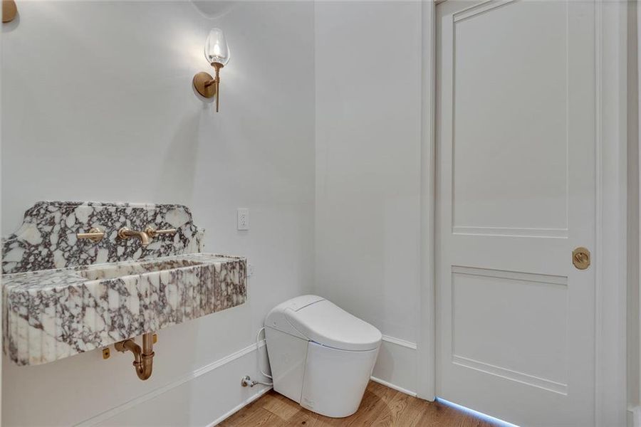 Furnished interior view inside a new home in , Alpharetta (Image 52).