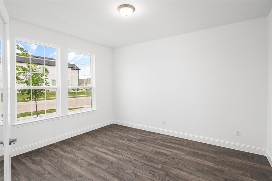 Spacious, unfurnished interior of a new home in Walden Pond, Forney (Image 17).