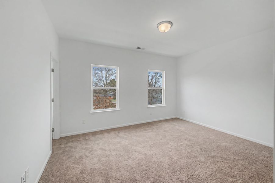 Spacious, unfurnished interior of a new home in Sweetbriar Place, Lebanon (Image 15). Spacious, unfurnished interior of a new home in Sweetbriar Place, Lebanon (Image 15).