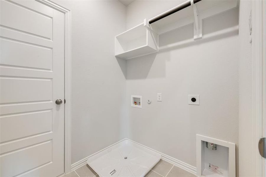 Spacious, unfurnished interior of a new home in Arbors at Legacy Hills, Celina (Image 22).