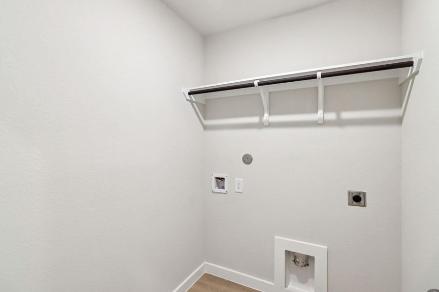 Spacious, unfurnished interior of a new home in Bluestem, Brookshire (Image 16).