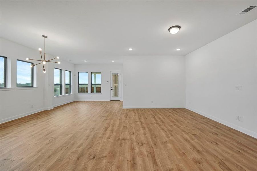 Spacious, unfurnished interior of a new home in Talia – Garden Series, Mesquite (Image 32).