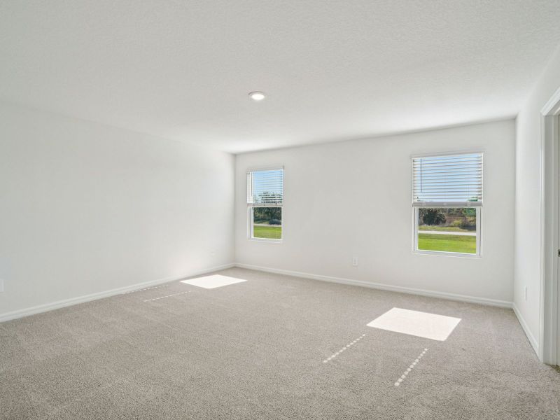Spacious, unfurnished interior of a new home in Two Rivers - Classic Series, Zephyrhills (Image 15).