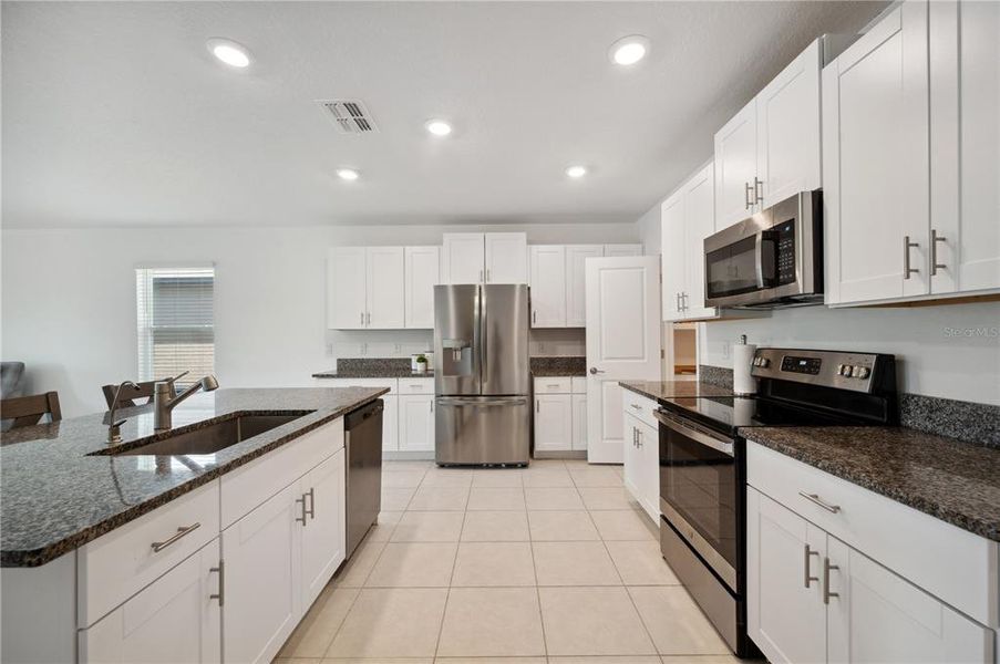 Furnished interior view inside a new home in , Plant City (Image 24).