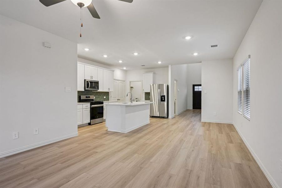 Photo is not of the actual home, but is an inspirational photo of builder’s model home and may depict options, furnishings, and/or decorator features that are not included.