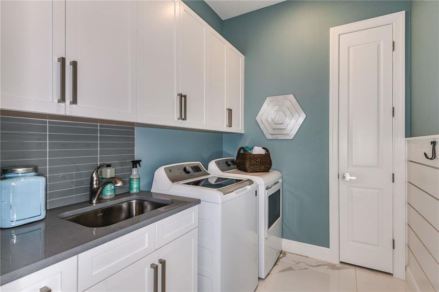 Furnished interior view inside a new home in Cresswind Lakewood Ranch, Lakewood Ranch (Image 22).