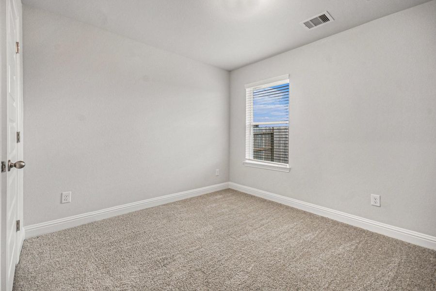Spacious, unfurnished interior of a new home in Lago Mar, Texas City (Image 14). Spacious, unfurnished interior of a new home in Lago Mar, Texas City (Image 14).