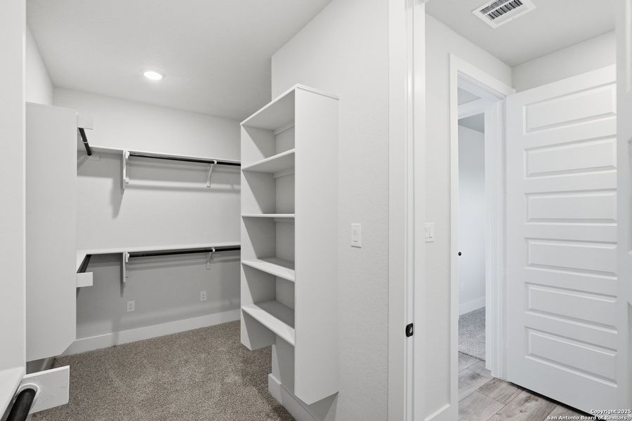 Spacious, unfurnished interior of a new home in Alsatian Oaks, Castroville (Image 41).