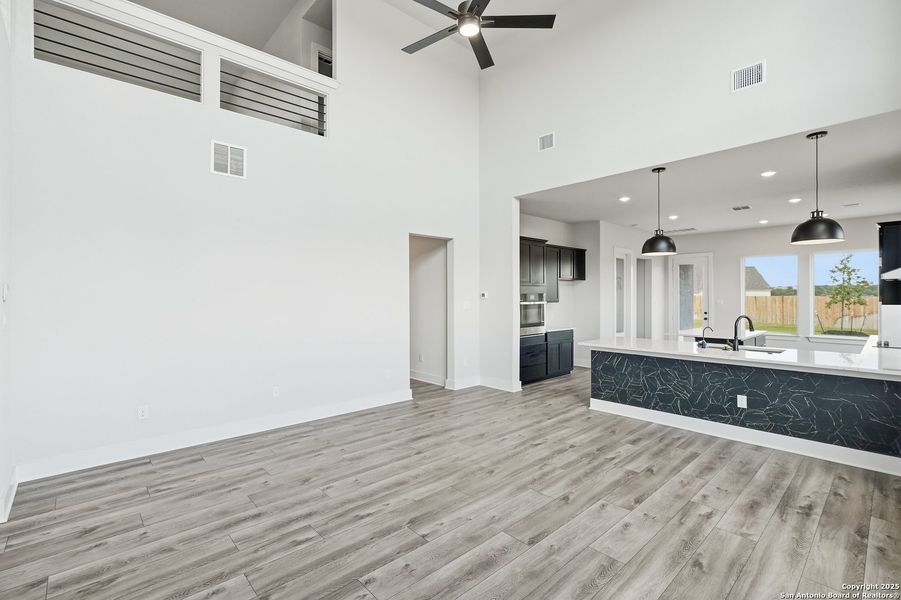 Spacious, unfurnished interior of a new home in Alsatian Oaks, Castroville (Image 44).