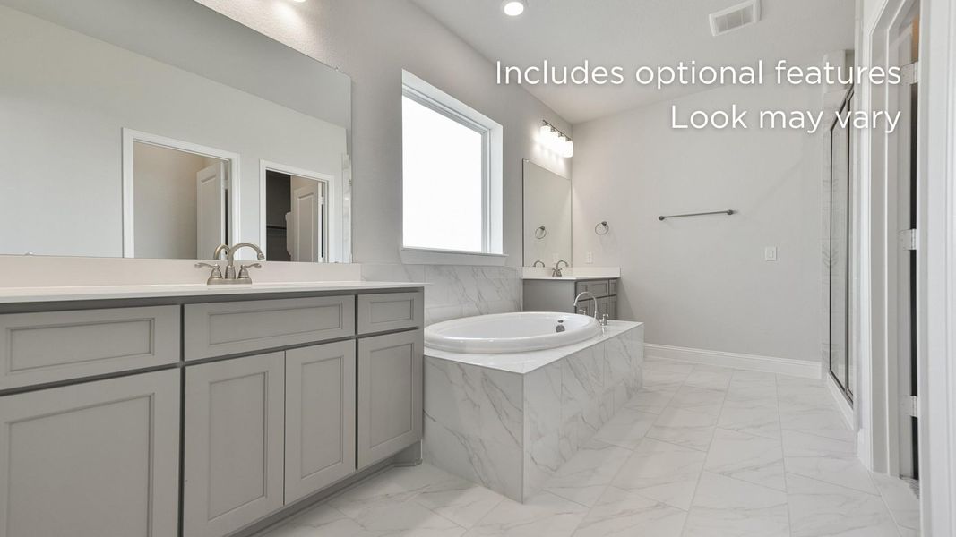 Furnished interior view inside a new home in Woodhavyn 40', Magnolia (Image 9).