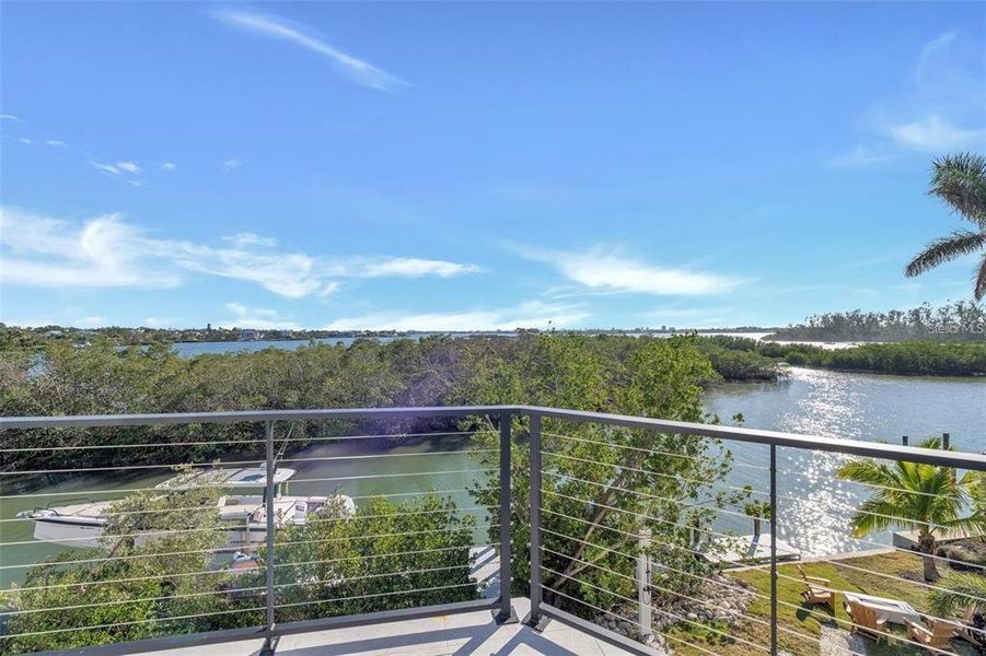 Image 48 of a home in .