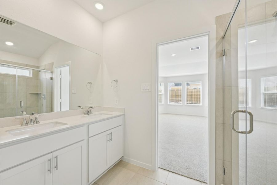 Photo is not of the actual home, but is an inspirational photo of builder’s model home and may depict options, furnishings, and/or decorator features that are not included Photo is not of the actual home, but is an inspirational photo of builder’s model home and may depict options, furnishings, and/or decorator features that are not included