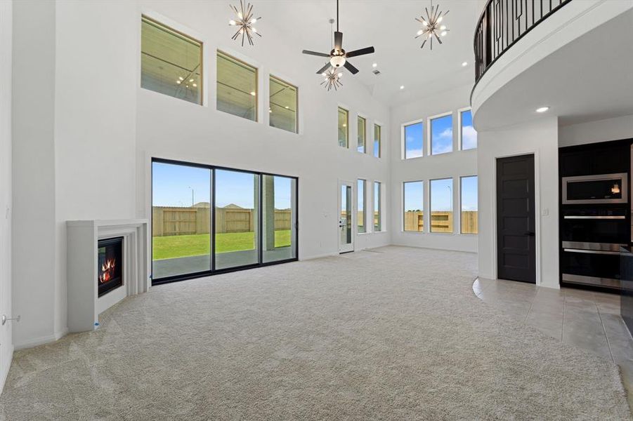 Spacious, unfurnished interior of a new home in Valencia 60', Manvel (Image 29).